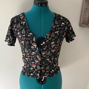 Disturbia mushroom top